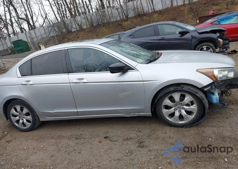 2009 Honda Accord 2.4 Ex-L z USA, uszkodzony, nr VIN JHMCP26879C017549